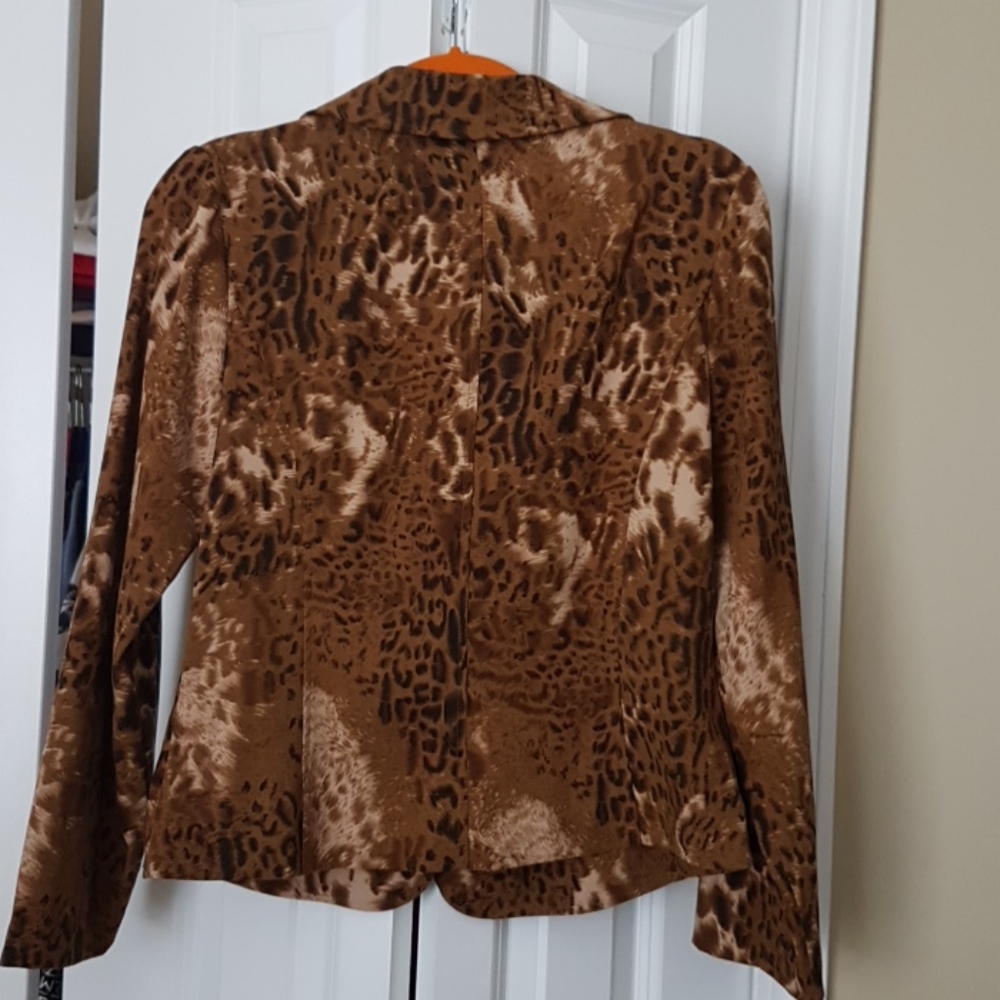 Cloths - Picture 5 of 5